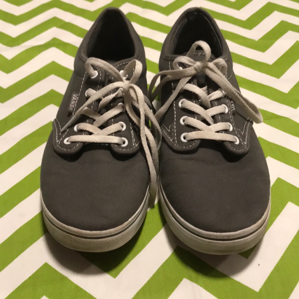 Women’s vans size 7